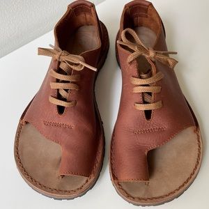 Original Shandals Leather Lace-up Welsh Sandals